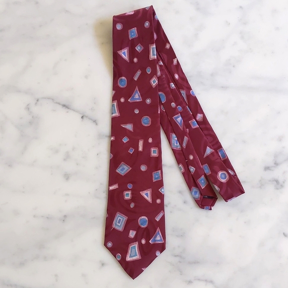 NWOT. Donloper Beverly Hills 100% Italian Silk Tie w/Multicolor Design Patterns. - Picture 2 of 5